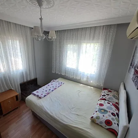 Villa Deniz Yildizi Sitesi Havuzlu