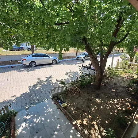Deniz Yildizi Sitesi Havuzlu *