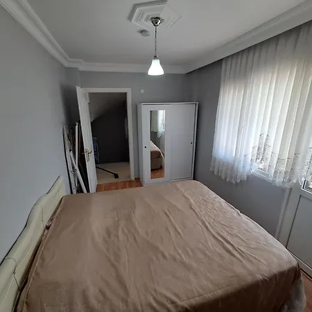 Deniz Yildizi Sitesi Havuzlu Villa *
