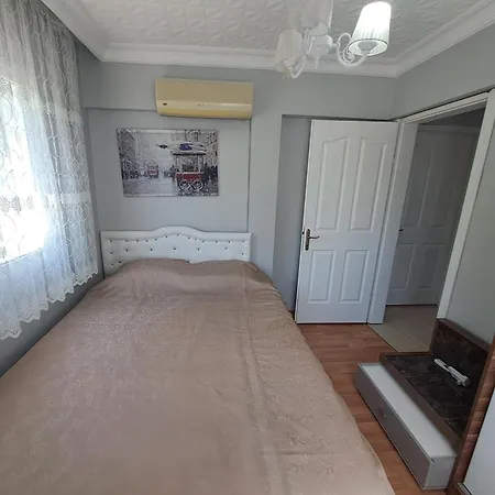 Deniz Yildizi Sitesi Havuzlu *