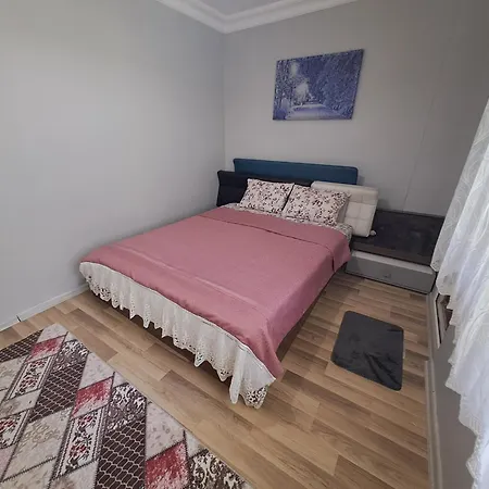 Deniz Yildizi Sitesi Havuzlu Kusadasi