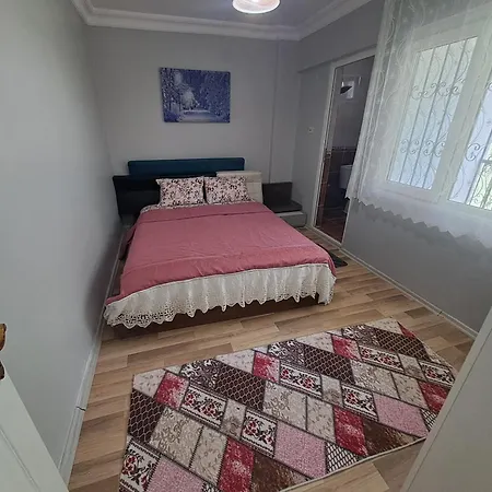 Villa Deniz Yildizi Sitesi Havuzlu Kusadasi